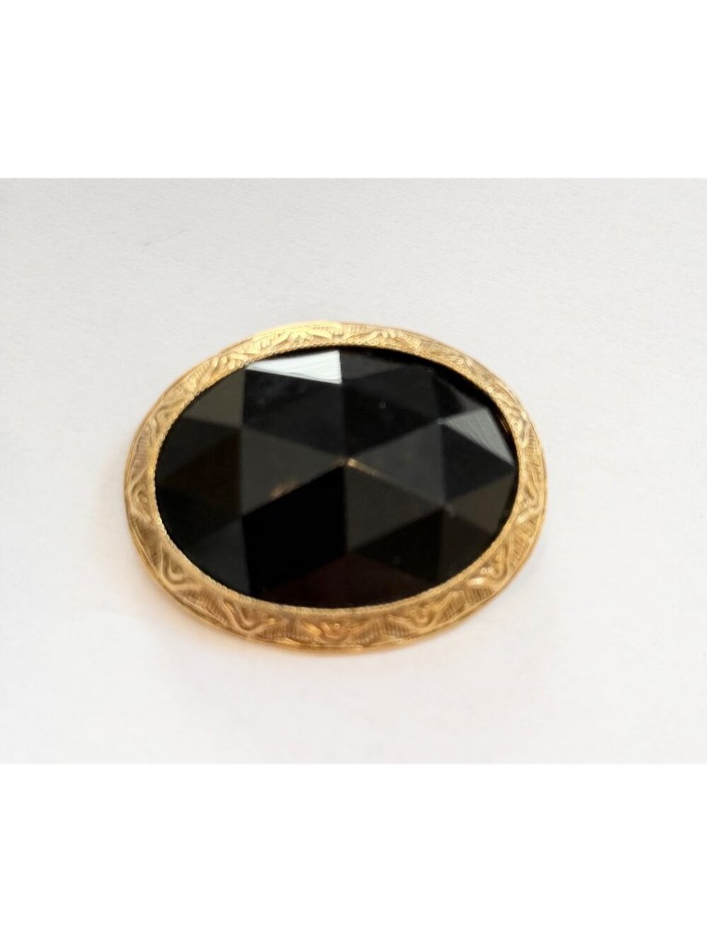 Vintage Gold-Tone Oval Faceted Black Stone Brooch Pin 2 Inches